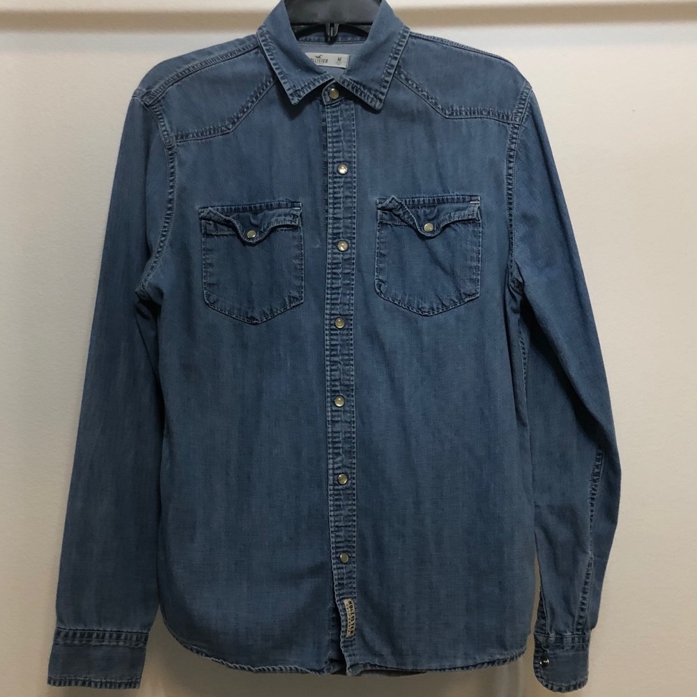 Men’s Hollister Chambray Shirt